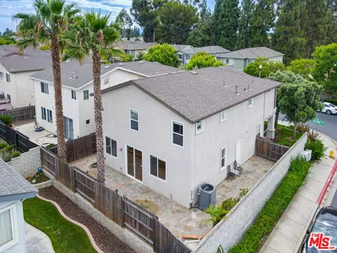 17520 Persimmon Dr, Carson, CA 90746 photo 9