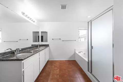 17520 Persimmon Dr, Carson, CA 90746 photo 20