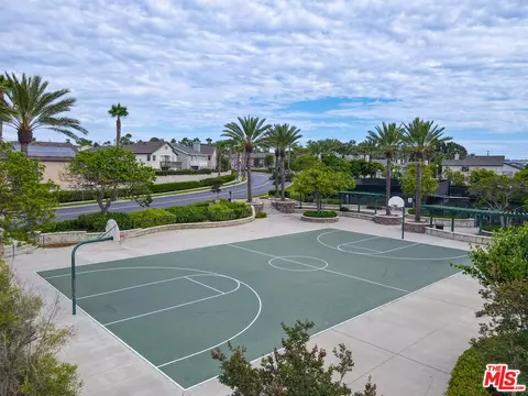 17520 Persimmon Dr, Carson, CA 90746 photo 44