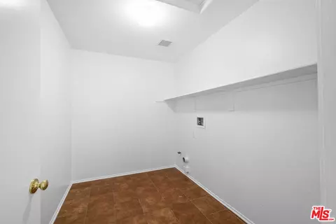 17520 Persimmon Dr, Carson, CA 90746 photo 29