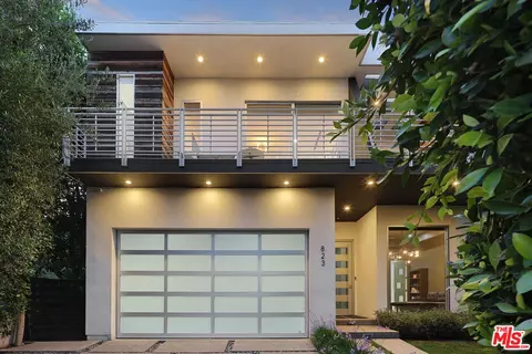 823 N Cherokee Ave, Los Angeles, CA 90038