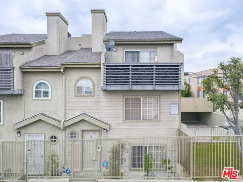 119 E Beach Ave #16, Inglewood, CA 90302
