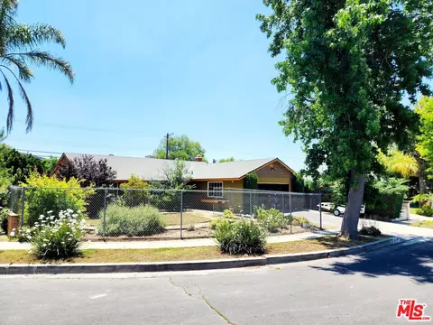12924 Oberlin St, Sylmar, CA 91342