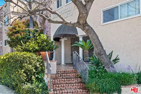 11670 W Sunset Blvd #102, Los Angeles, CA 90049