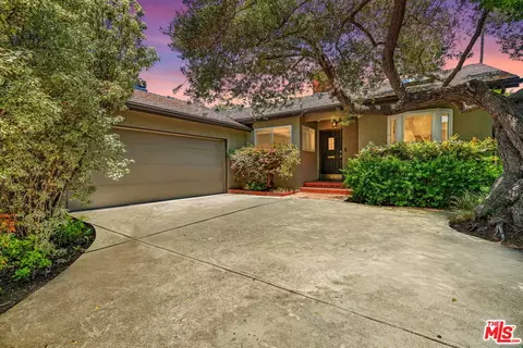 8240 Tuscany Ave, Playa Del Rey, CA 90293