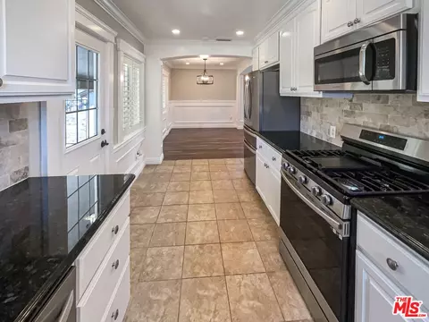316 W Knepp Ave, Fullerton, CA 92832 photo 10