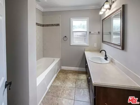316 W Knepp Ave, Fullerton, CA 92832 photo 15
