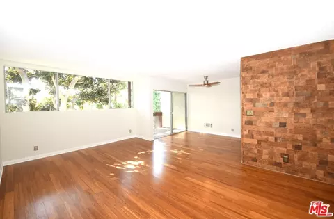 5950 Canterbury Dr #C303, Culver City, CA 90230
