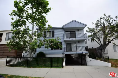 1227 10th St, Santa Monica, CA 90401