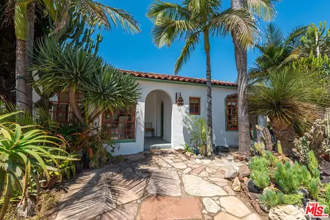 2141 Walnut Ave, Venice, CA 90291