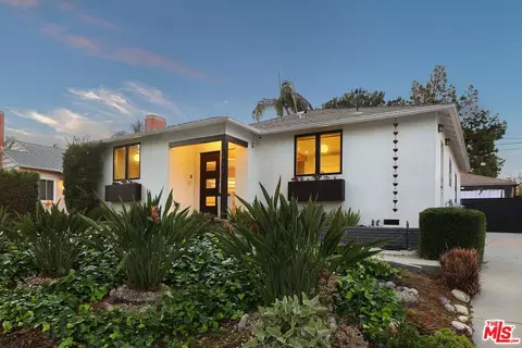 5939 W 76th St, Los Angeles, CA 90045
