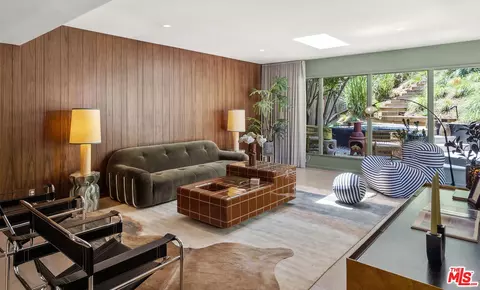 3018 Castle St, Los Angeles, CA 90039