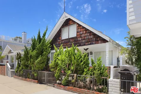 309 Fernando St, Newport Beach, CA 92661