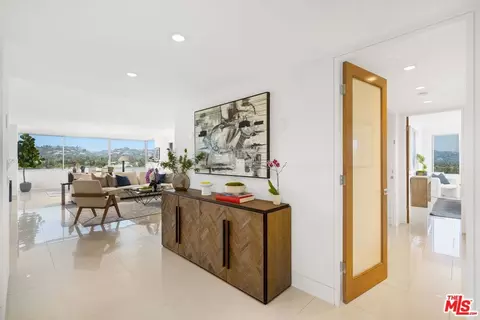 875 Comstock Ave #14A, Los Angeles, CA 90024