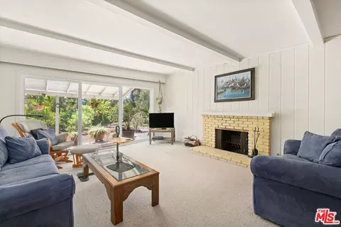 7037 Dume Dr, Malibu, CA 90265