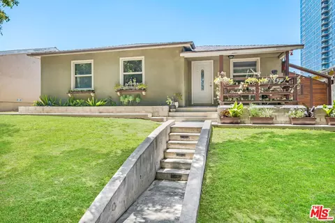 3007 S Genesee Ave, Los Angeles, CA 90016