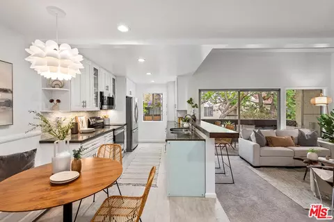 2306 Summertime Ln, Culver City, CA 90230