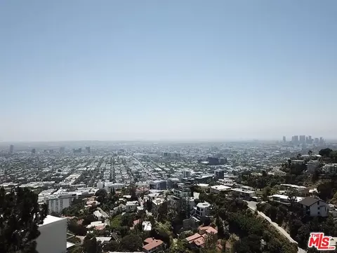 8637 W Hillside Ave, Los Angeles, CA 90069