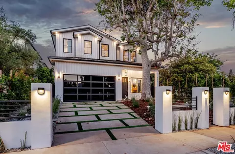 802 Galloway St, Pacific Palisades, CA 90272