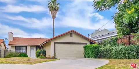 15351 Runnymede St, Van Nuys, CA 91406
