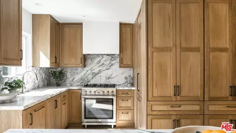 129 Alta Ave #3, Santa Monica, CA 90402