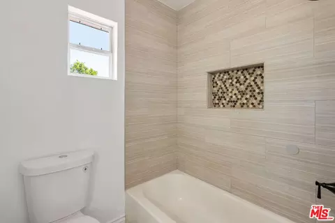 17128 Upland Ave, Fontana, CA 92335 photo 20