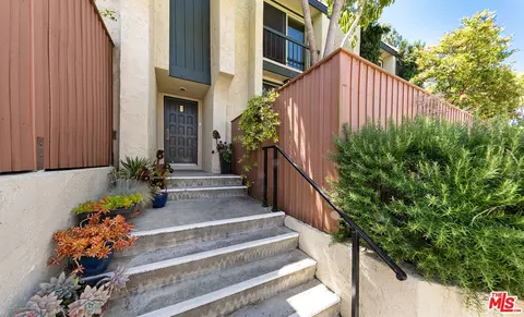 11260 Overland Ave #16E, Culver City, CA 90230