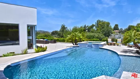 3355 Wrightview Pl, Studio City, CA 91604 photo 3