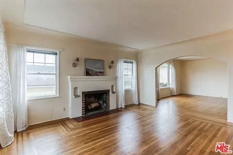 799 W Franklin St, Monterey, CA 93940