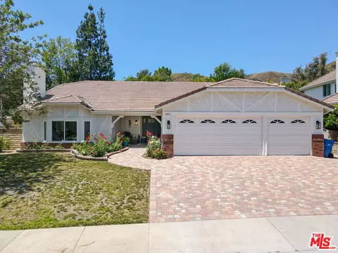 5867 Stonecrest Dr, Agoura Hills, CA 91301