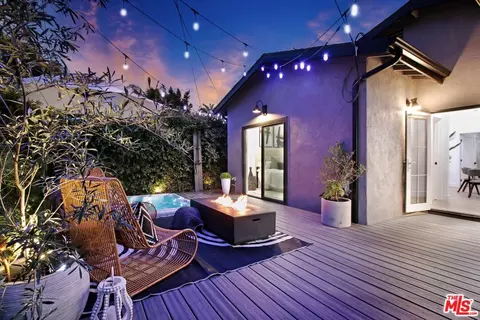 8871 Cynthia St, West Hollywood, CA 90069