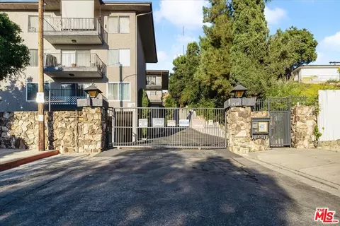 1517 E Garfield Ave #67, Glendale, CA 91205