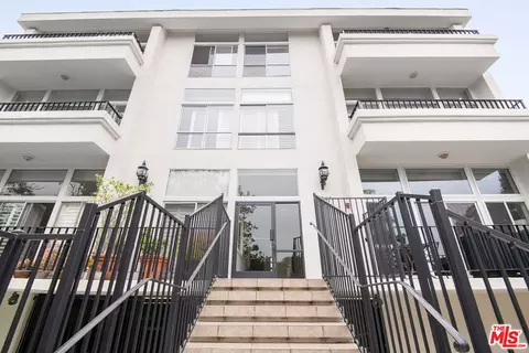 511 San Vicente Blvd #102, Santa Monica, CA 90402