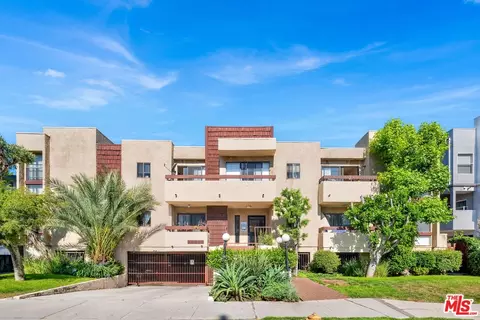 4727 Kester Ave, Sherman Oaks, CA 91403