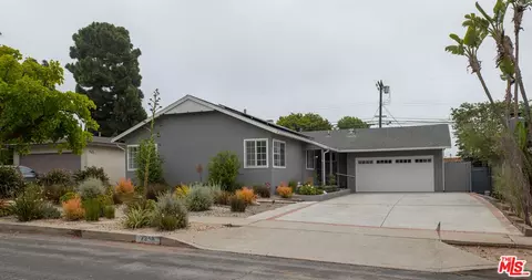 7248 W 90th St, Los Angeles, CA 90045