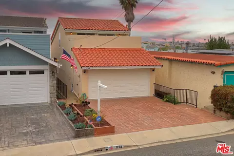 1734 Harper Ave, Redondo Beach, CA 90278