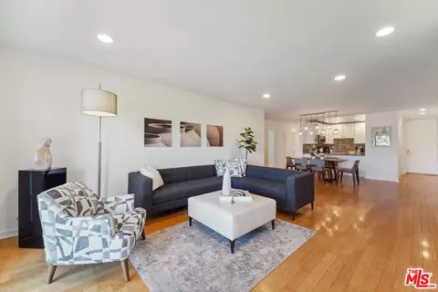 901 10th St #308, Santa Monica, CA 90403