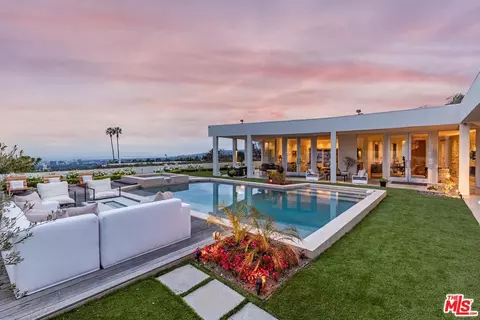 525 Chalette Dr, Beverly Hills, CA 90210