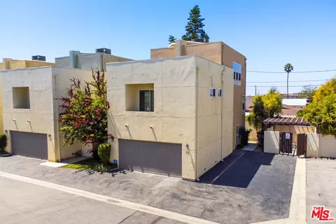 13707 S Budlong Ave #110, Gardena, CA 90247