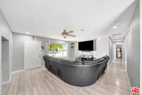 40258 168th St, Palmdale, CA 93591 photo 5