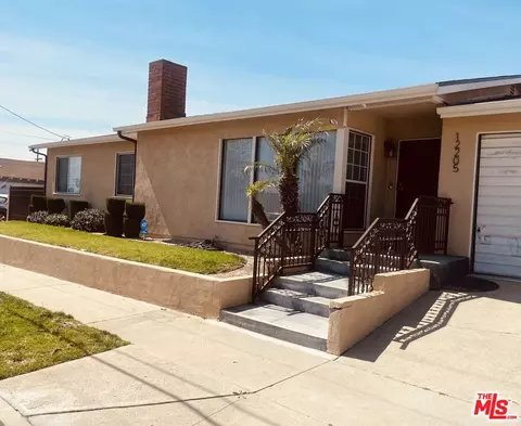 12205 S Halldale Ave, Los Angeles, CA 90047