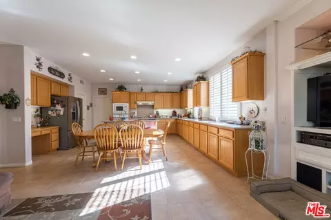 3468 Green Pine Pl, Simi Valley, CA 93065 photo 9