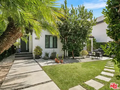 844 N La Jolla Ave, Los Angeles, CA 90046