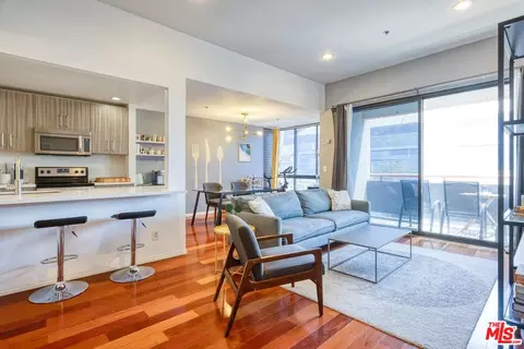 222 S Central Ave #326, Los Angeles, CA 90012