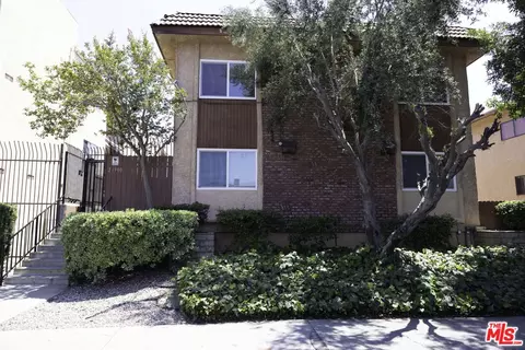 21900 Roscoe Blvd #1, Canoga Park, CA 91304