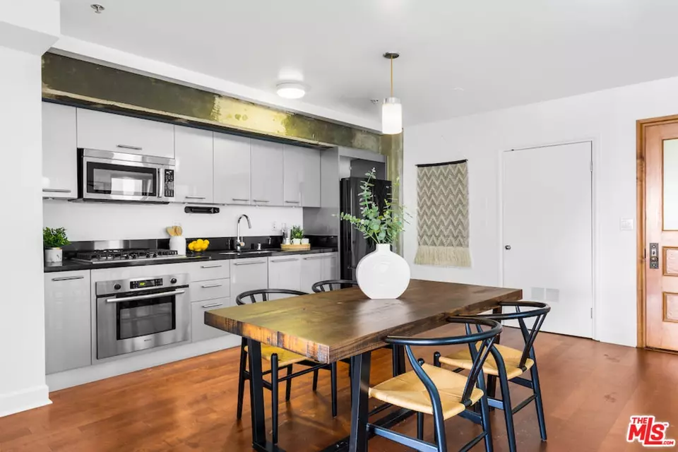  416 S Spring St #306, Los Angeles, CA 90013 photo 15