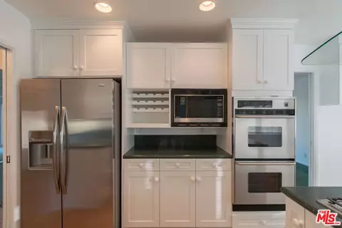 2222 E Valley Glen Ln, Orange, CA 92867 photo 2