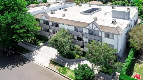 14126 Tiara St, Van Nuys, CA 91401