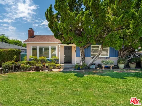 3230 Pontiac St, La Crescenta, CA 91214