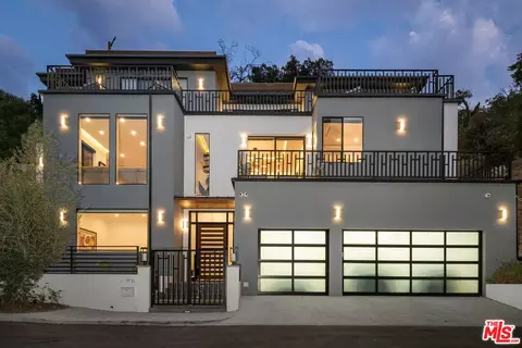 14916 Round Valley Dr, Sherman Oaks, CA 91403